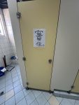 廁所塞住
