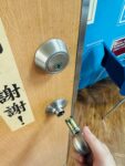 門把損壞